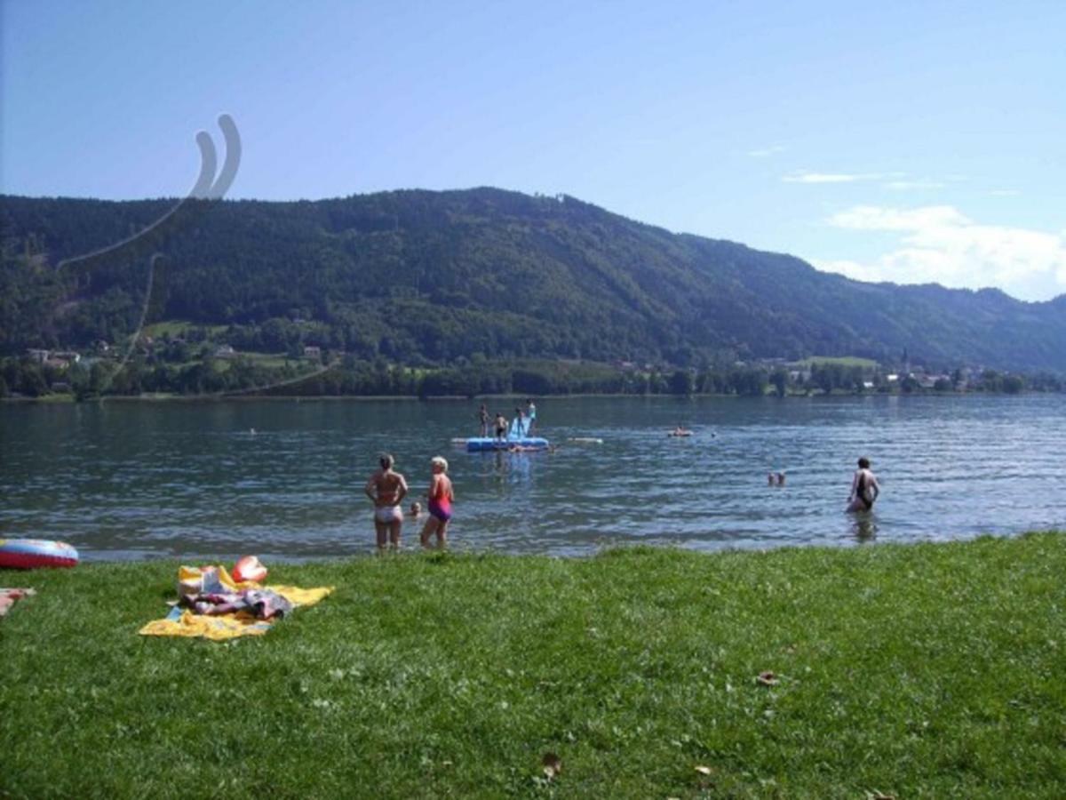 Fruehstueckspension Blasge Bodensdorf Buitenkant foto