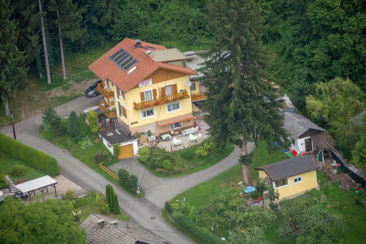 Fruehstueckspension Blasge Bodensdorf Buitenkant foto